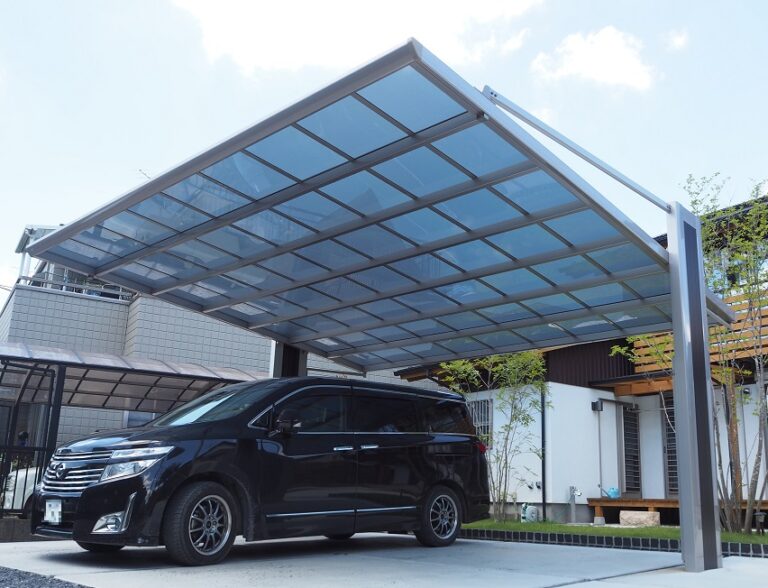 熊谷市　機能的かつスタイリッシュなデザインのカーポート「マイポートワイド」