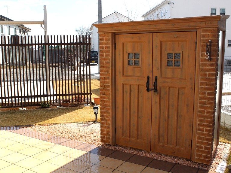 熊谷市　カントリースタイルが優しい印象の物置「カンナ」　