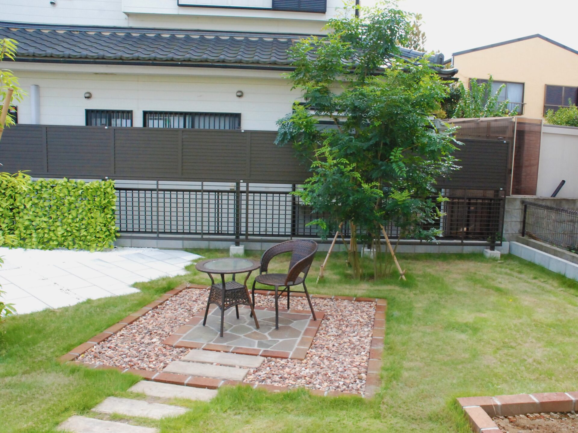 上尾市　和と洋のバランスが絶妙なプライベートガーデンの洋庭