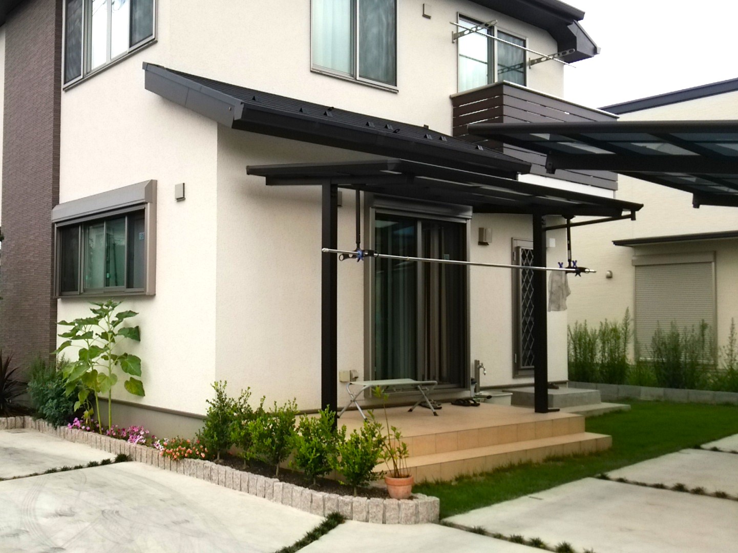 熊谷市のナチュラルな新築外構