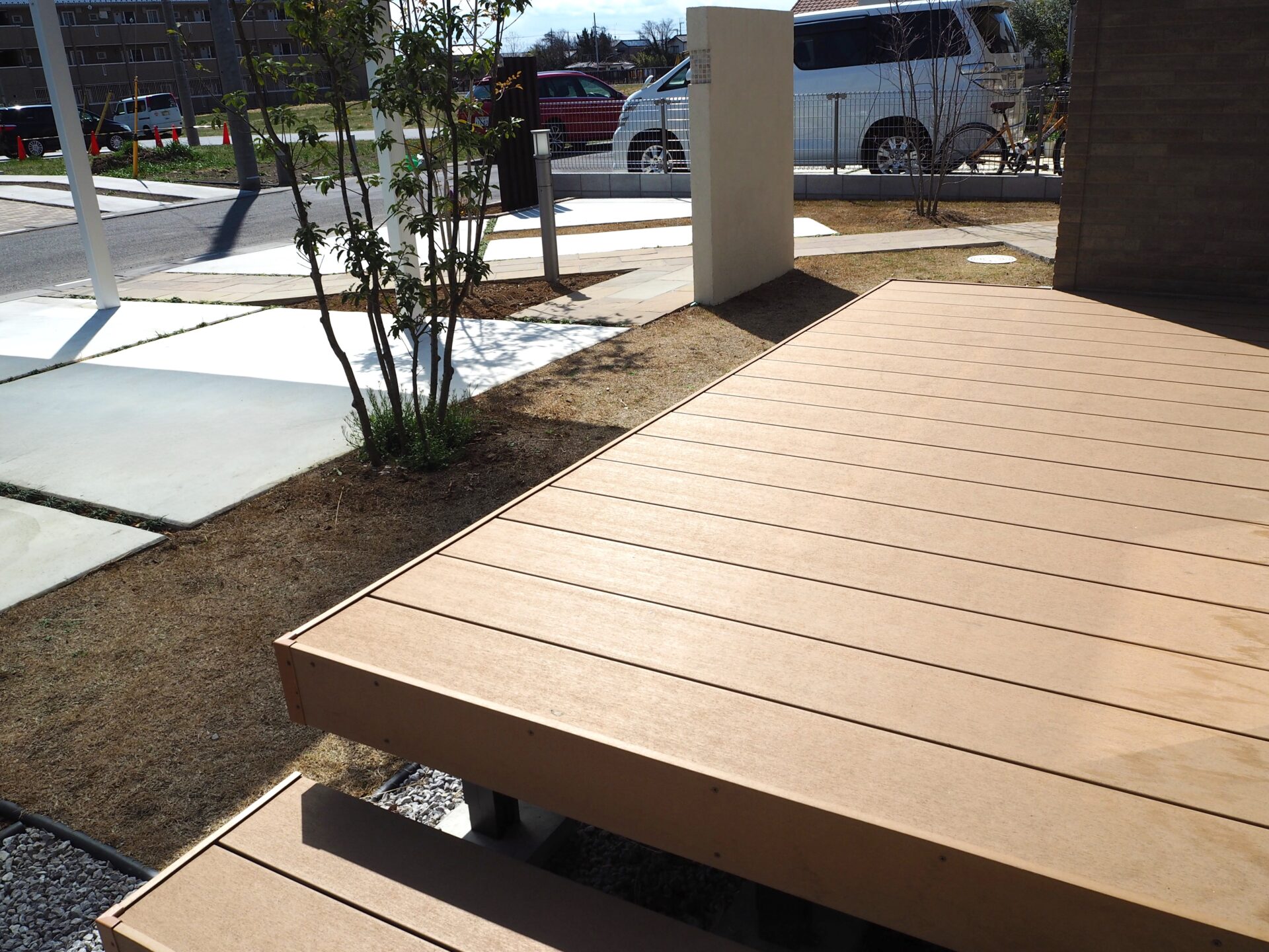 鴻巣市のナチュラルな新築外構