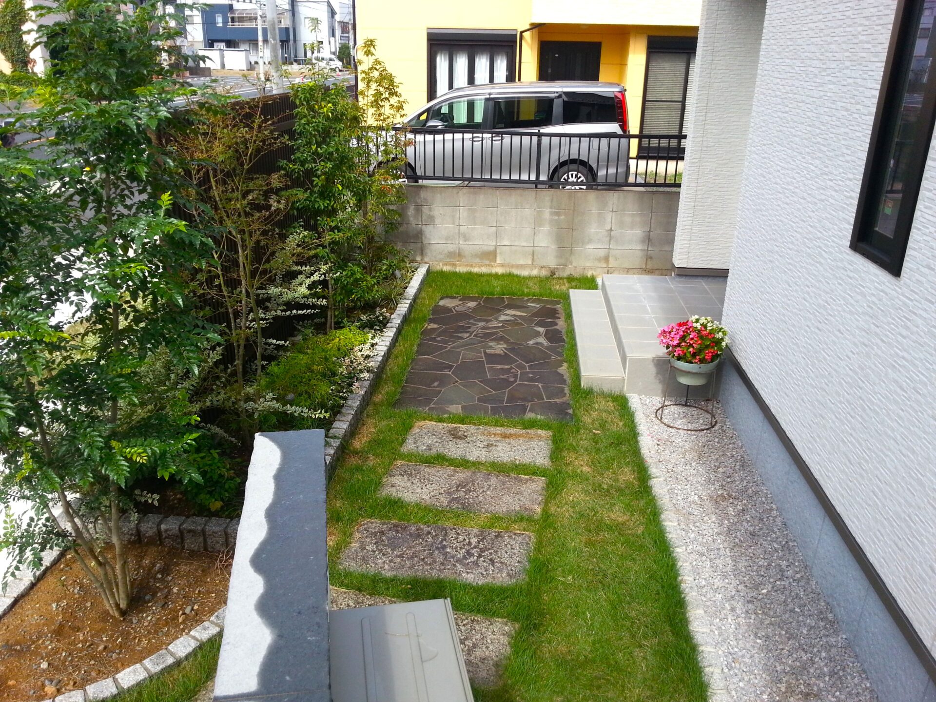 上尾市の和モダンスタイル新築外構