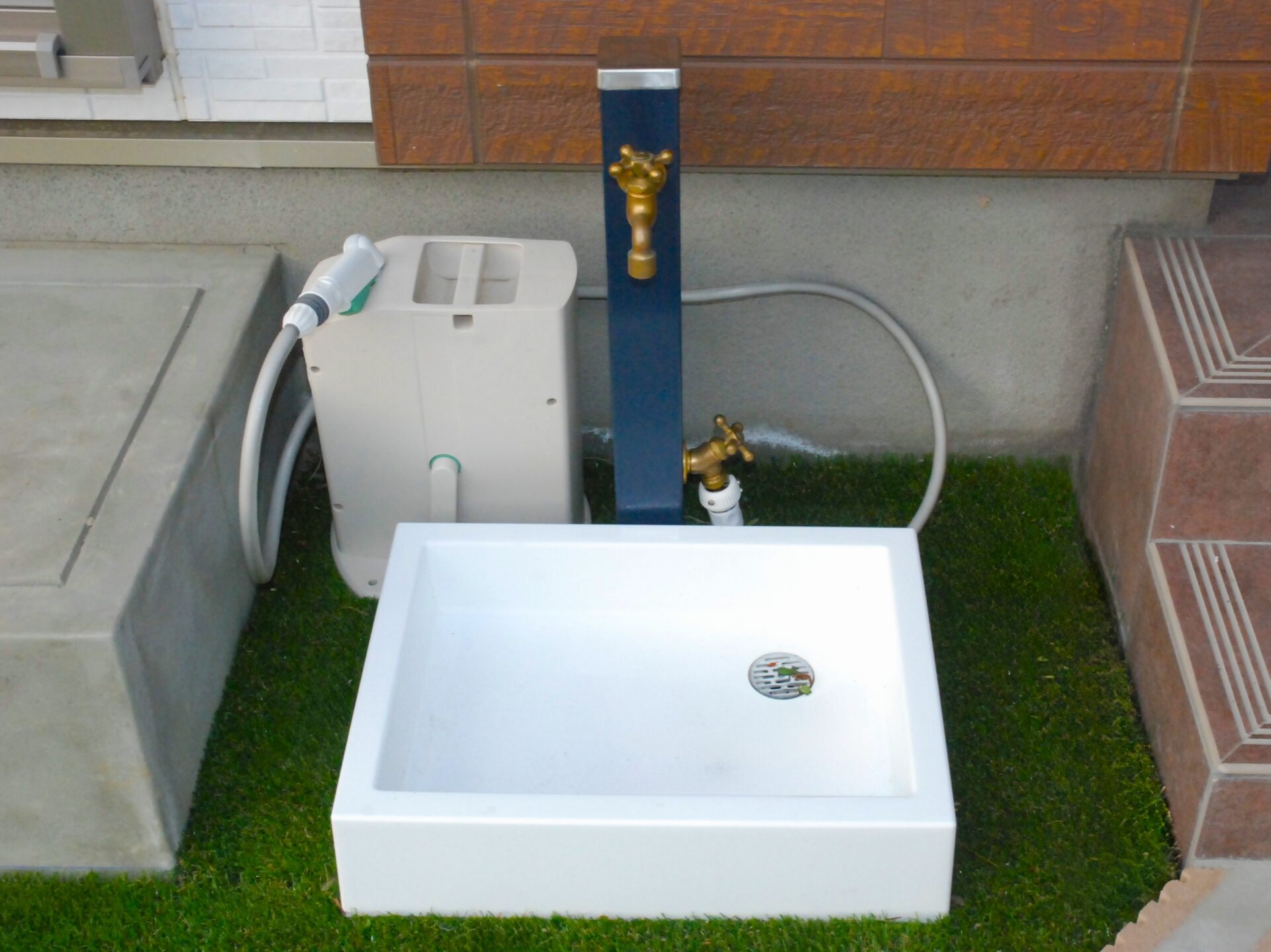 熊谷市　スマートエクステリア×ローメンテで快適なお庭の立水栓