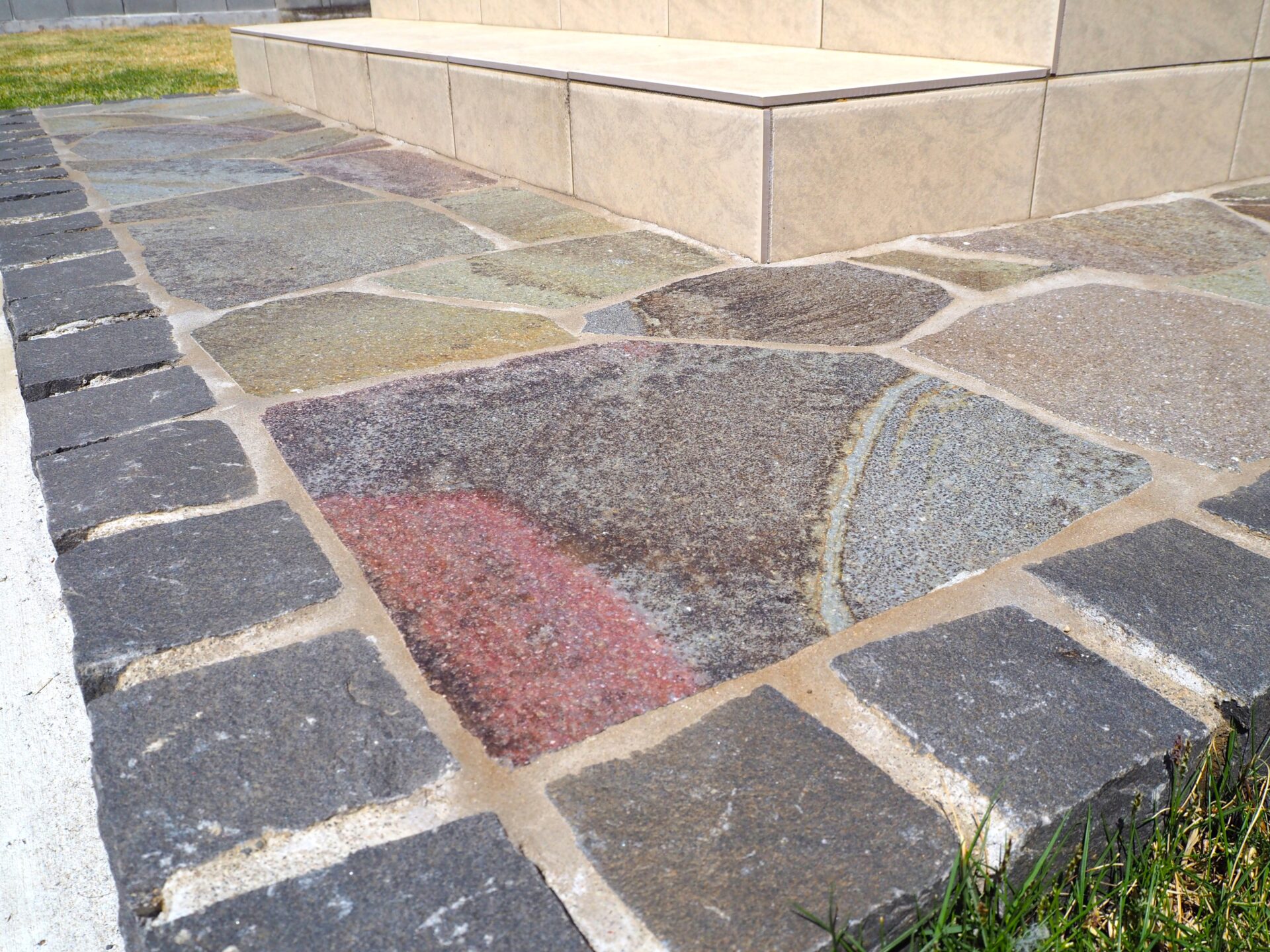 羽生市の和モダンな新築外構