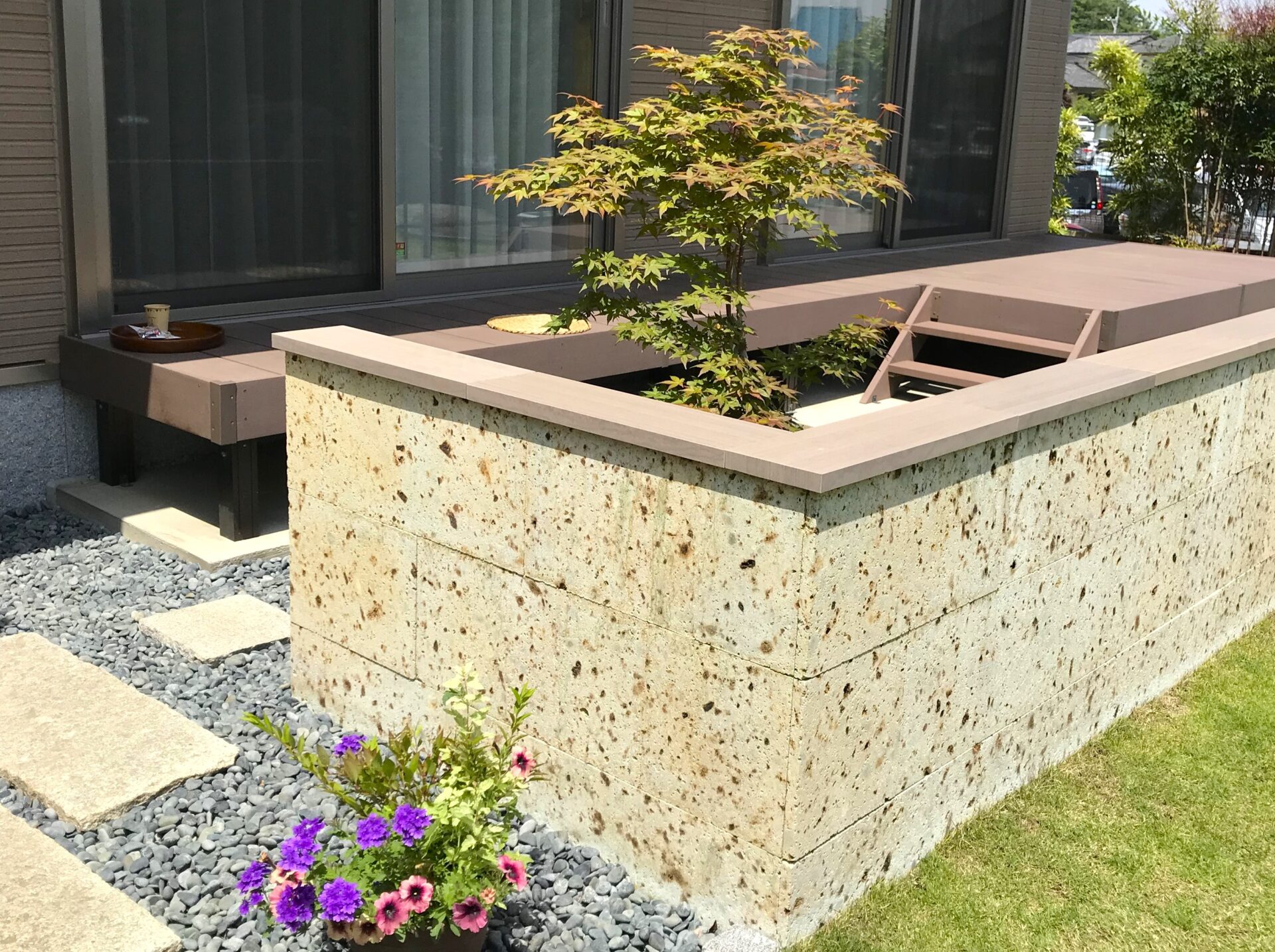 東松山市の和モダンな新築外構