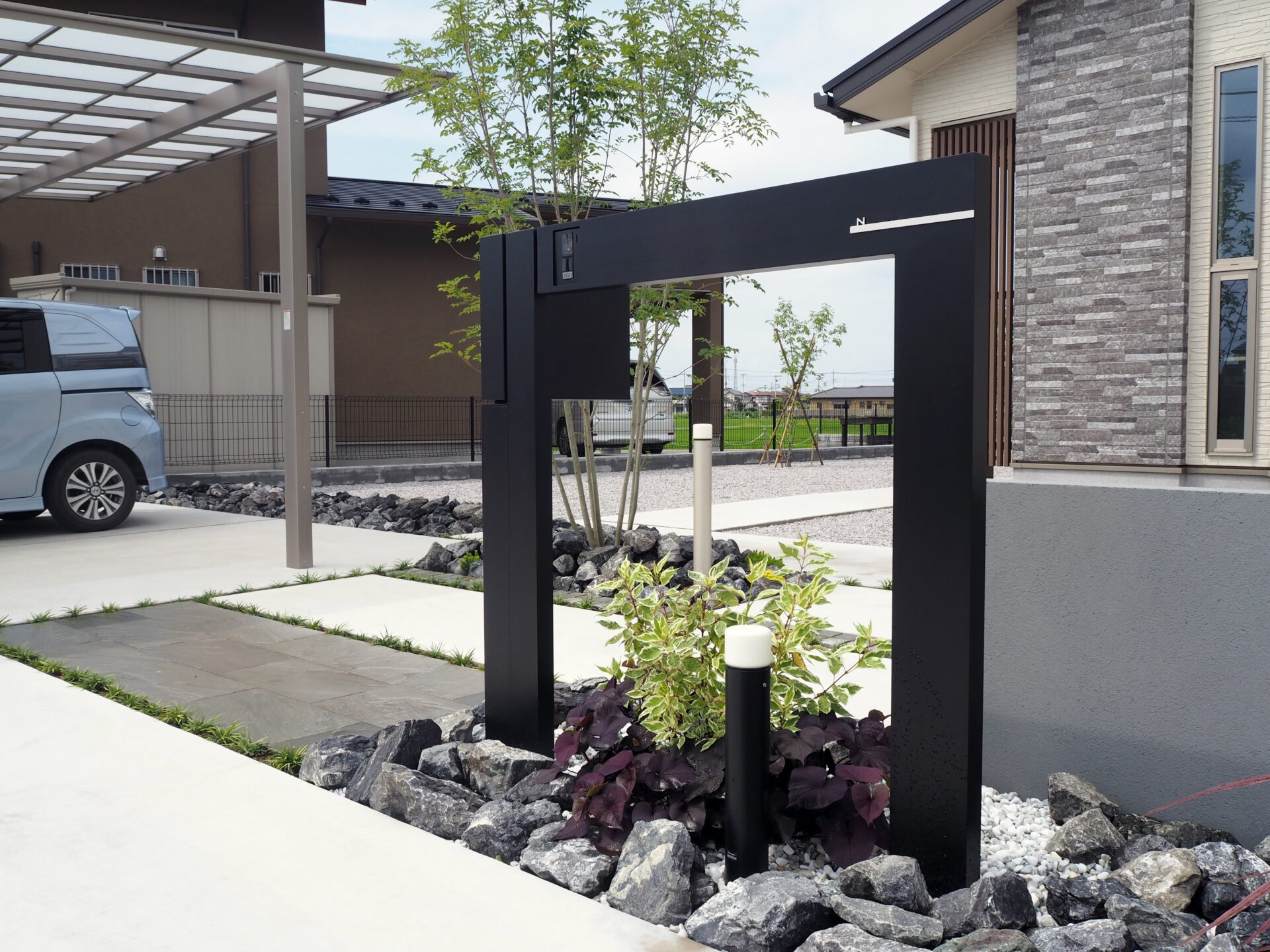 行田市のシンプルスタイルの新築外構