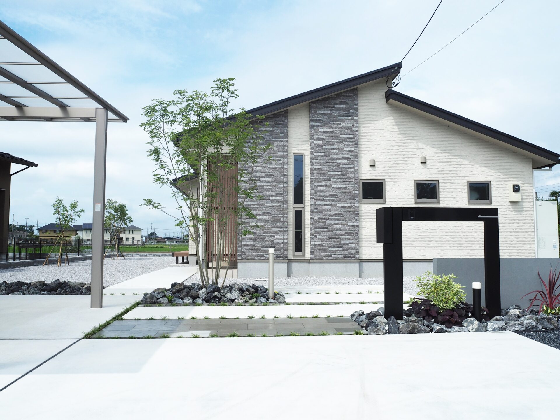 行田市のシンプルスタイルの新築外構