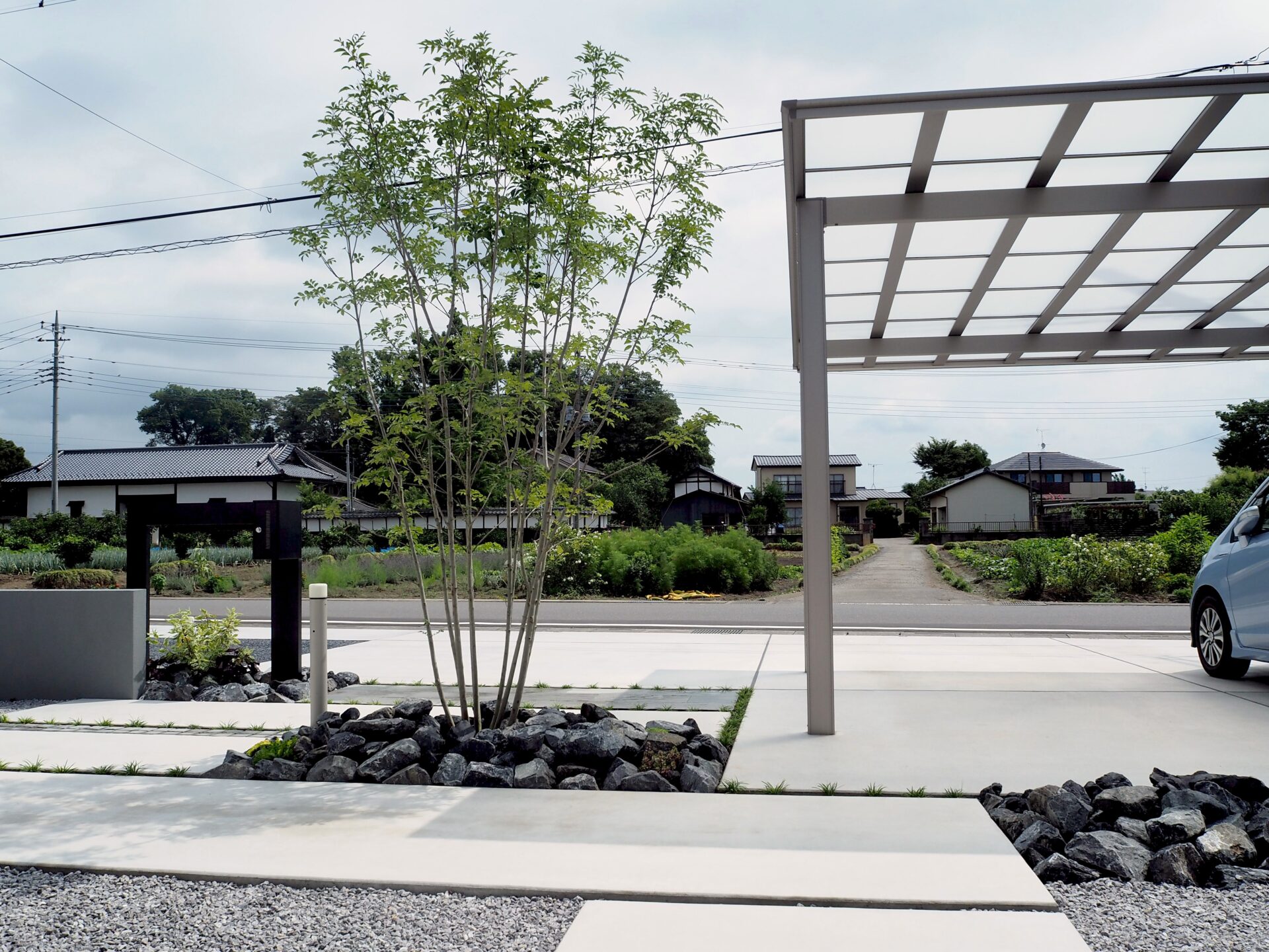 行田市のシンプルスタイルの新築外構