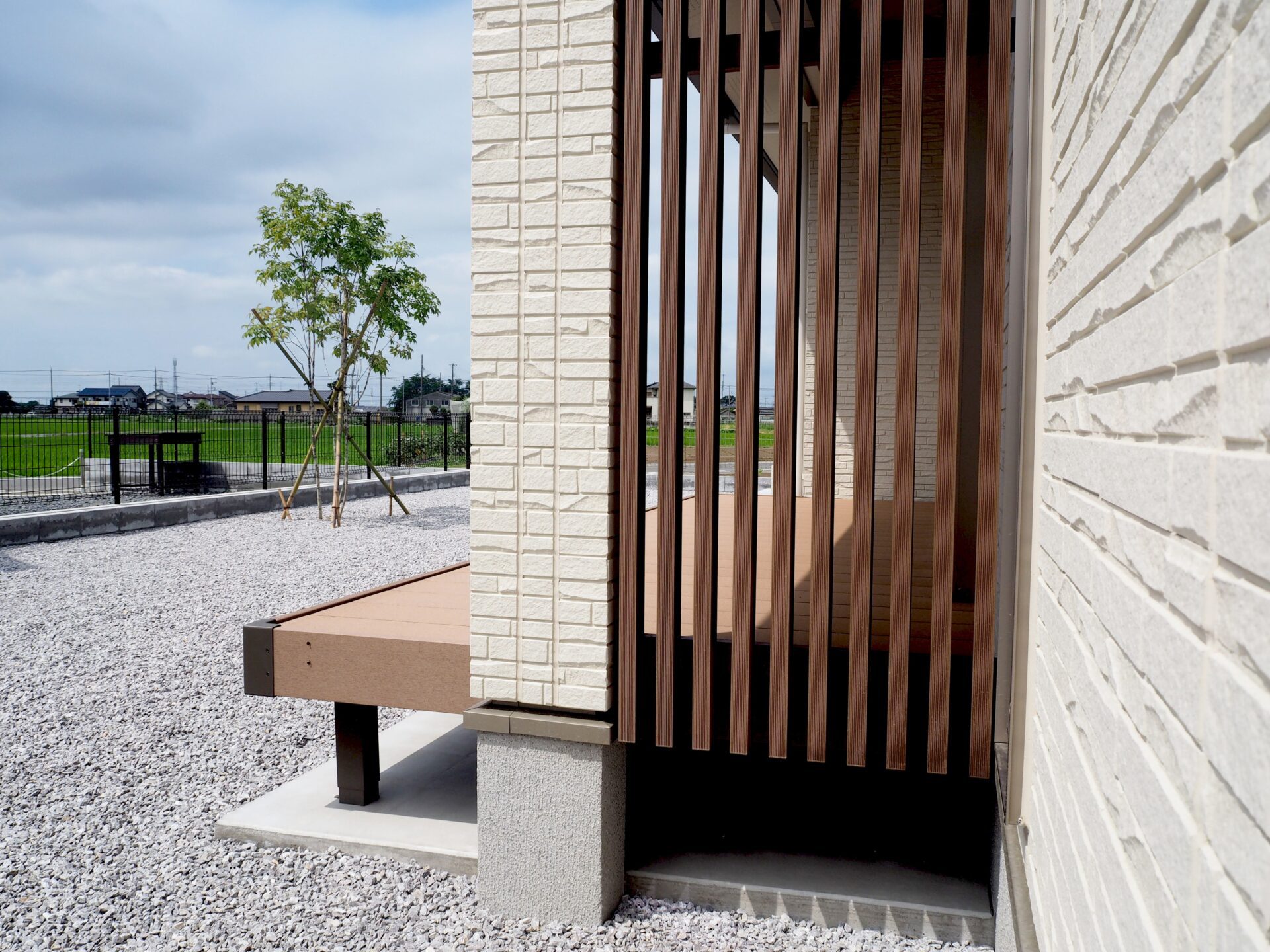 行田市のシンプルスタイルの新築外構