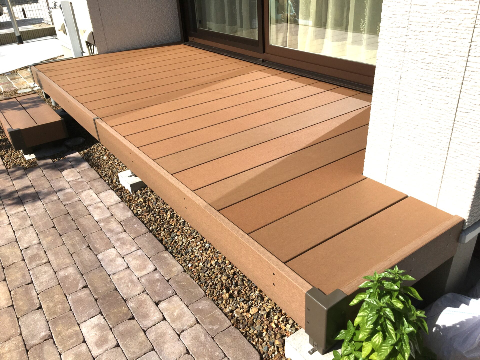 熊谷市のナチュラルスタイルな新築外構