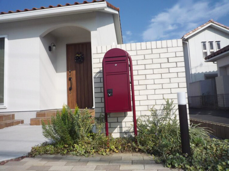 熊谷市のエレガントな印象の門まわり