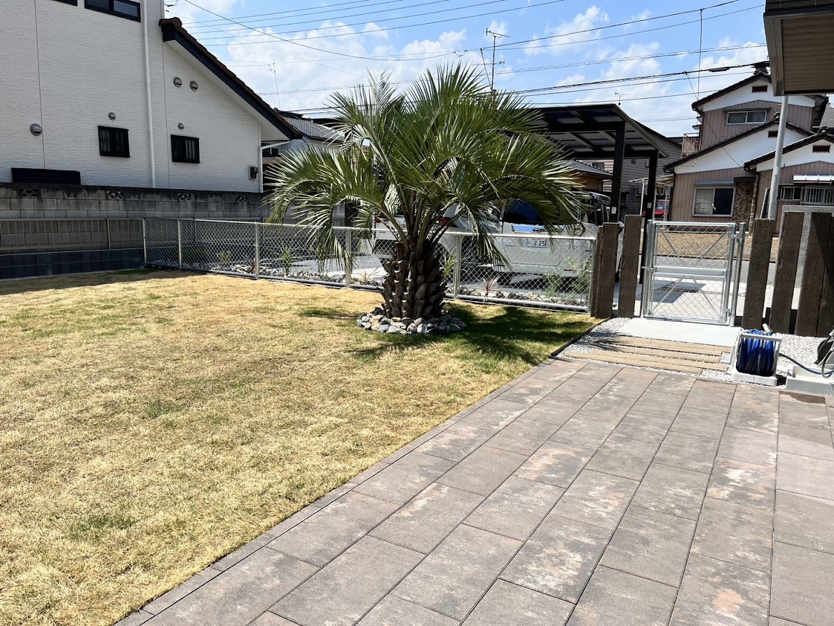 本庄市のお庭の施工事例、天然芝