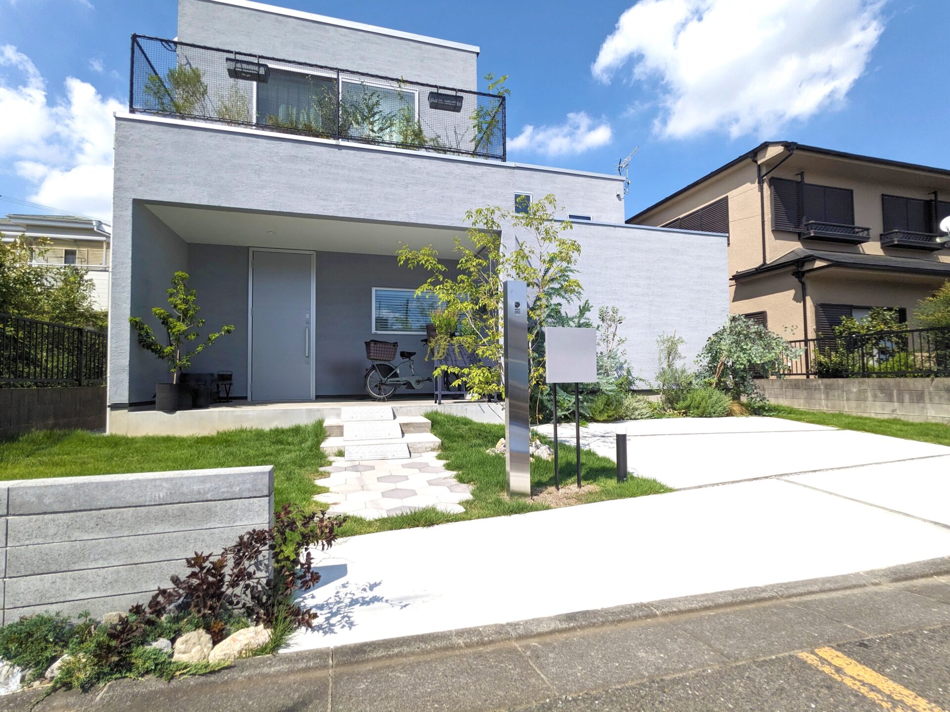 北本市　植栽×シンプルモダンなオープン外構