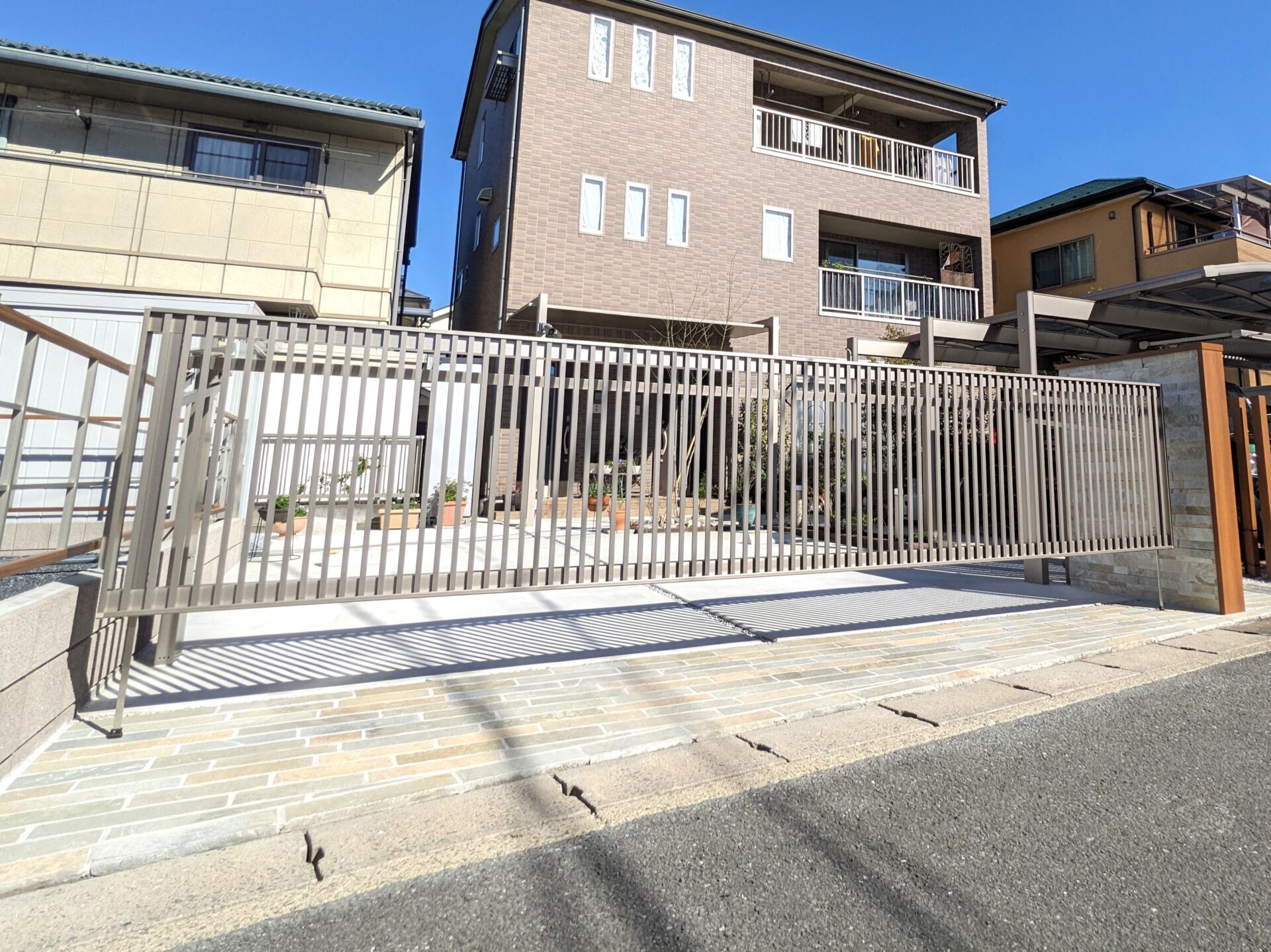 坂戸市のお庭のリフォ―ム、ナチュラルなクローズ外構