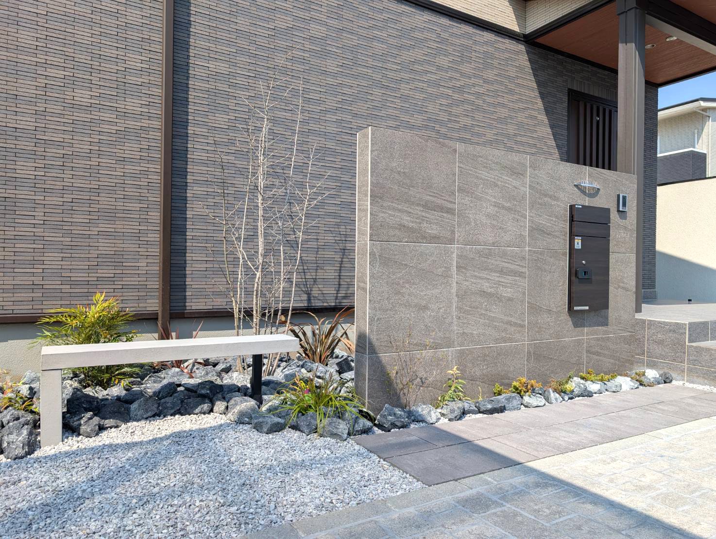 羽生市のアメリカンスタイルの新築外構