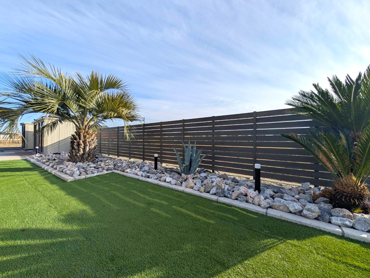 羽生市のアメリカンスタイルの新築外構