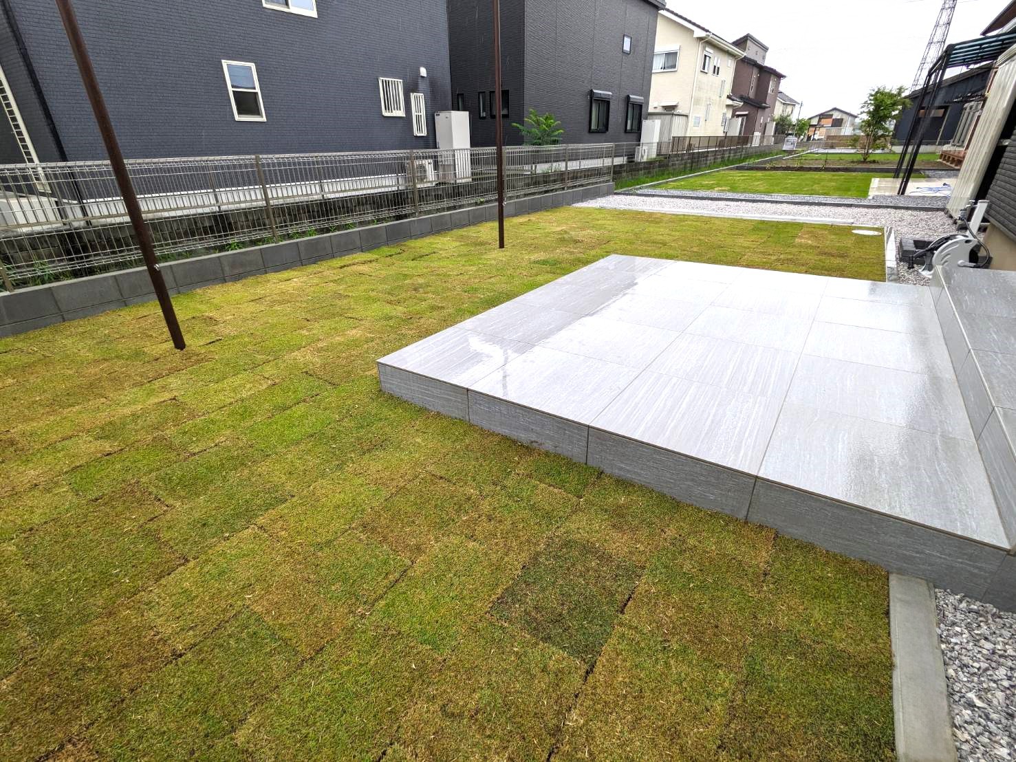 羽生市のシンプルモダンな新築外構