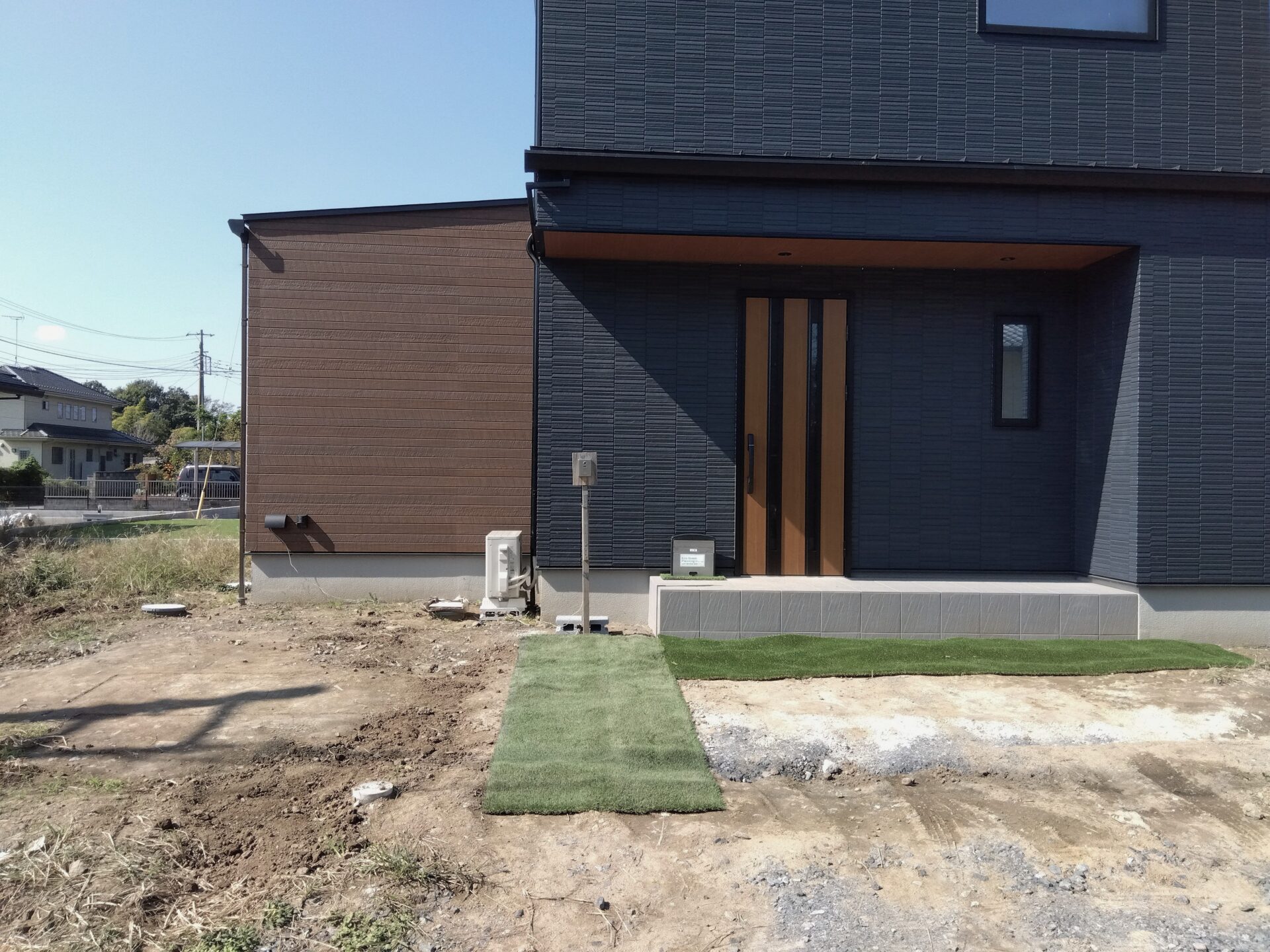 加須市のシンプルモダンな新築外構
