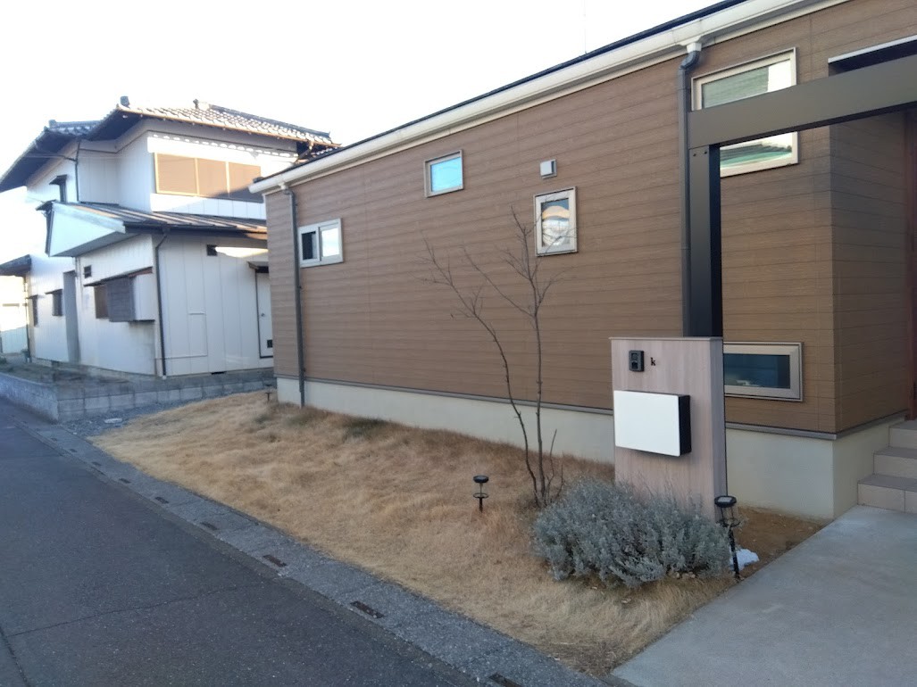 羽生市 使い勝手とデザイン性を両立したナチュラルモダンな外構の門まわりの施工前